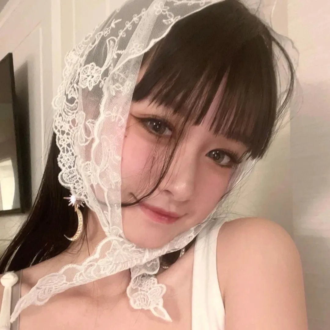 湖畔春晓