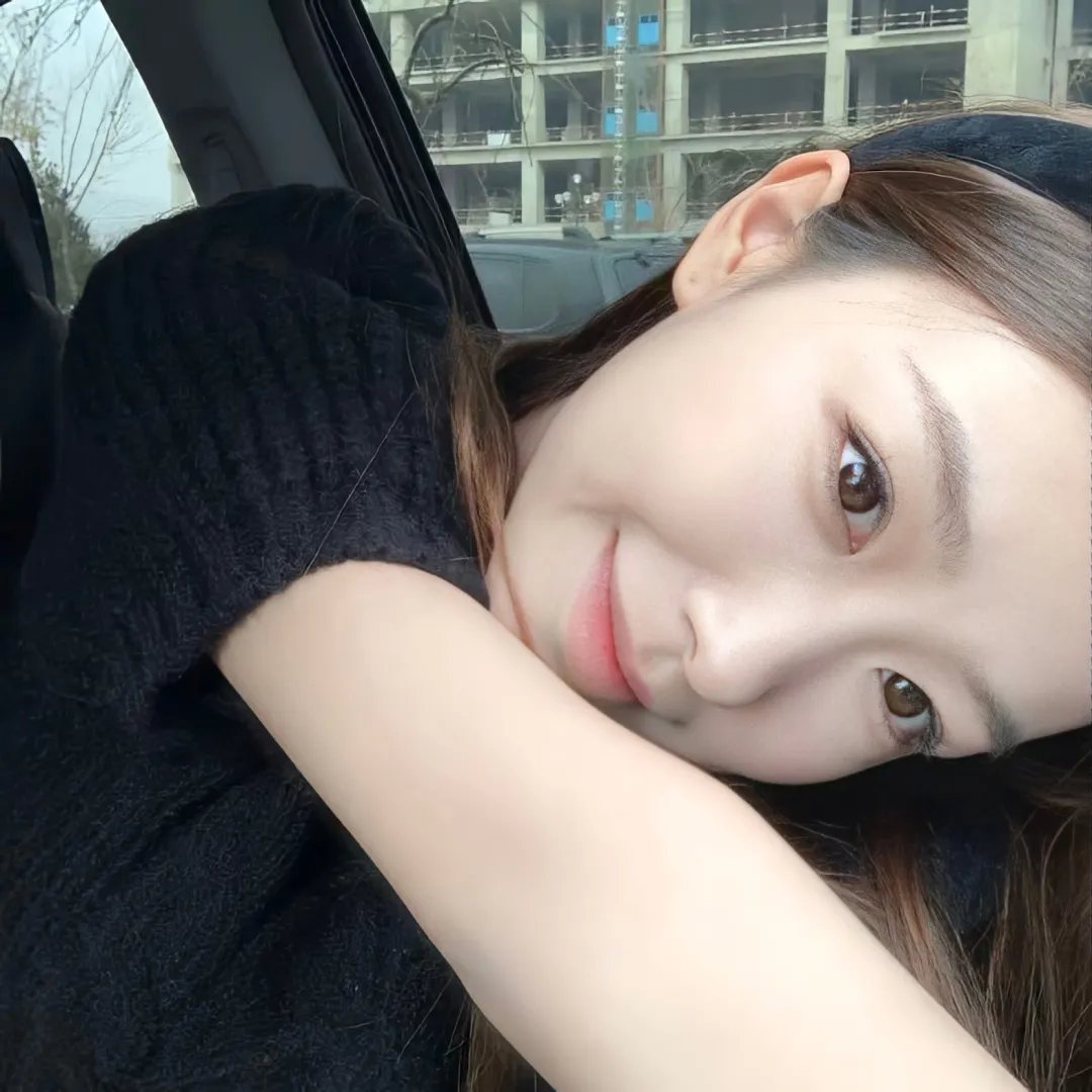 离婚当天，被帮派继承人缠上了